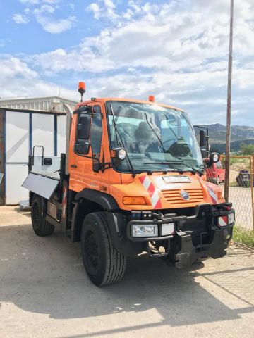 UNIMOG U 400